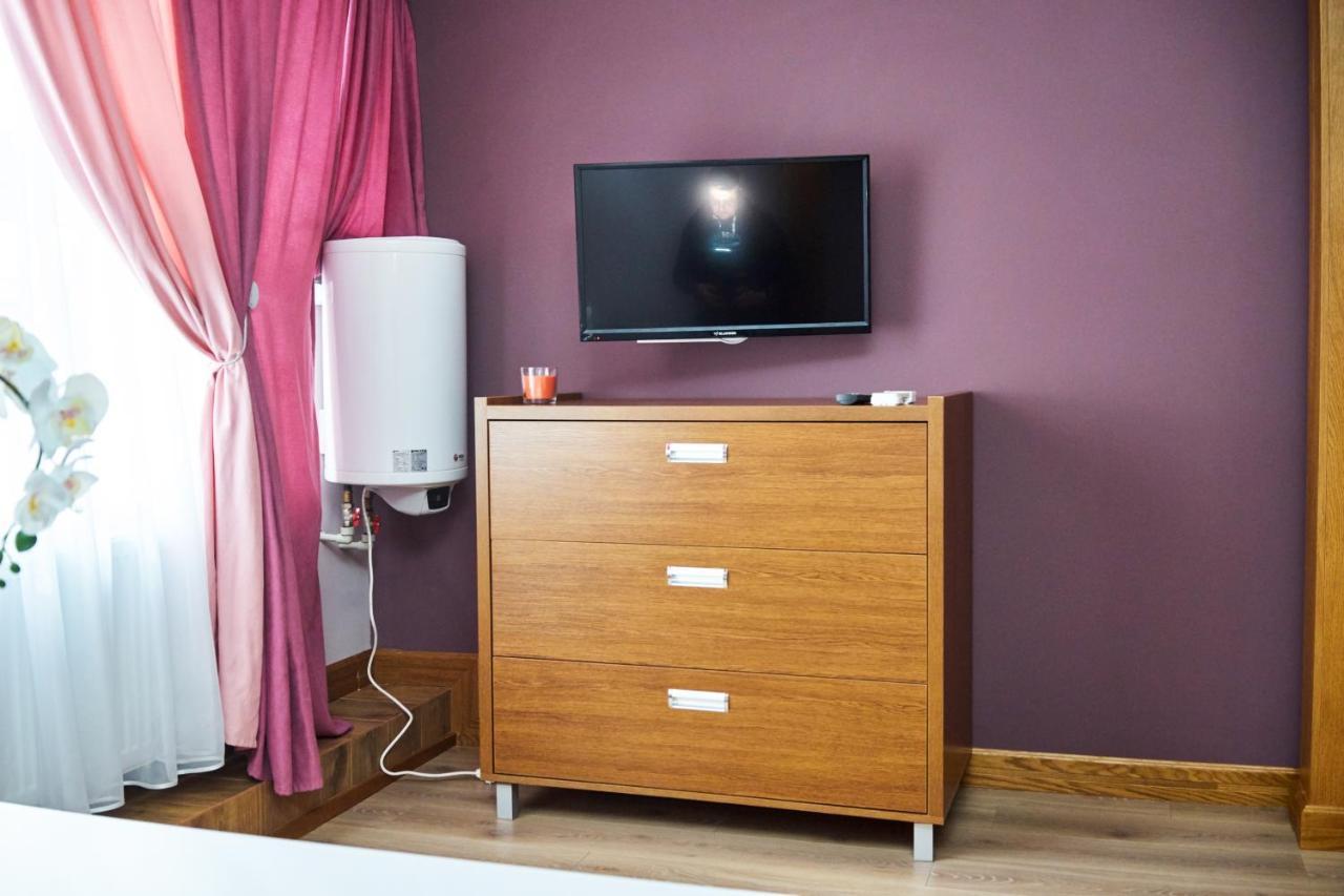 Східний Hotel Berezhany Екстериор снимка