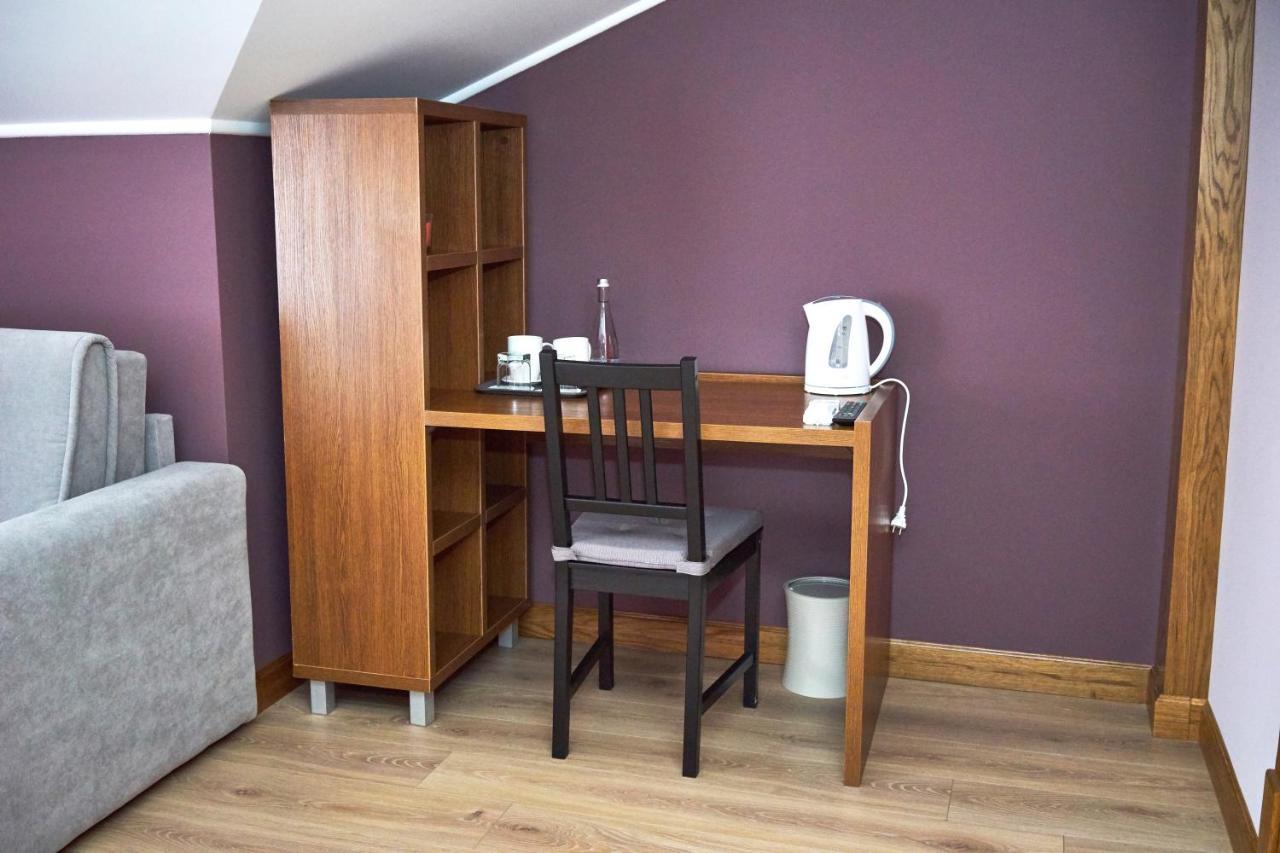 Східний Hotel Berezhany Екстериор снимка